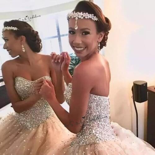 Champagne Crystals Quinceanera Dresses 2020 Sparky Ball Gown Dress for 15 Vestido de Debutante Para 15 anos Cheap Sweet 16 Dress