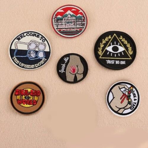 PGY Creative Handsome Astronaut Embroidery Patch Iron On Clothes Butt Girls Pattern for Clothes DIY Decorative Jacket Stickers