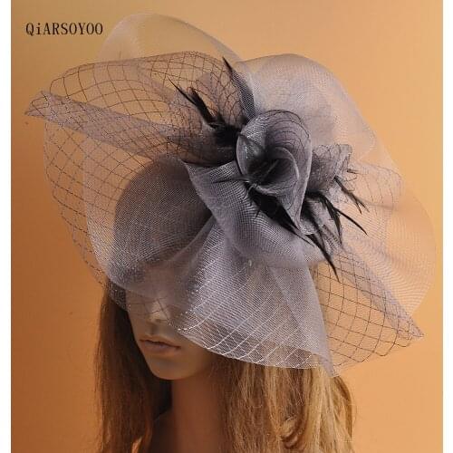 2017 New Women Hair Fascinators For Wedding Strip Mesh Gauze Gauze Fascinator Hat Feather Hair Accessories Girls Party Hairpins