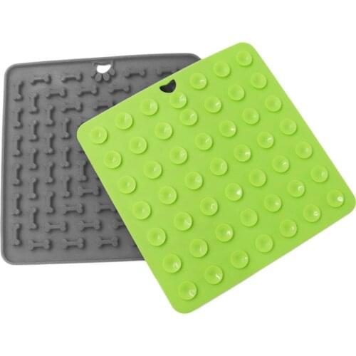 Pet Licking Mat Portable Anxiety Relief Dog Lick Pad Cup Bowl Transfer Plate Slow Feeder Silicone Pet Bath Products Drop Dog