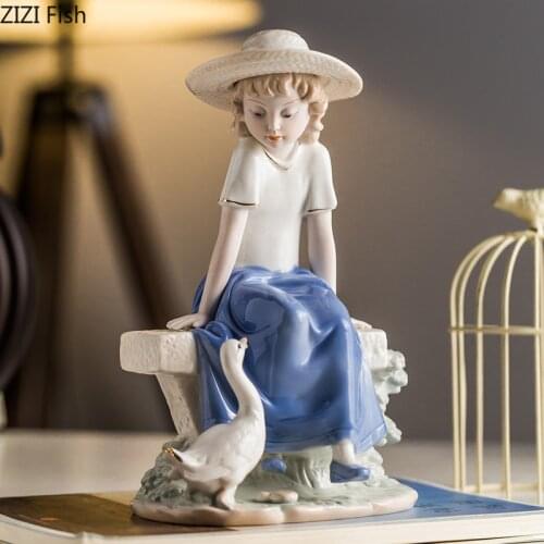 Facing Swan Girly Ceramic Character Sculpture Painted Portrait Statue Handmade Porcelain Crafts Figurine Home Decoration Modern