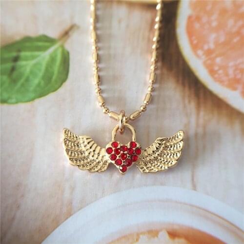 Fashion Love Wing Charm Necklace for Women Pendant Creative Design Jewelry Micro Inlaid High Quality Shiny Zircon Chains Gift