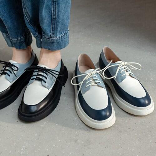 Natural Genuine Leather Flats Shoes Women Round Toe Casual Shoes Cross Tied Flats Footwear Female Shoes Spring 2021 New Shoes