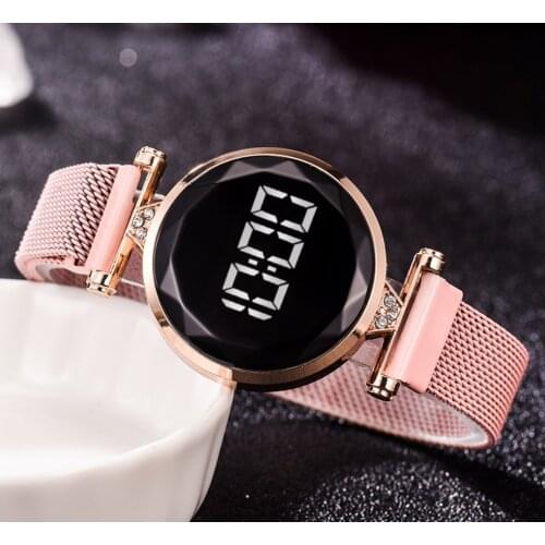 2021 Tendencia De Mujer New Ladys Suction Iron Strap Watch Sport Electronic Watch Diamonds Digital Display Womens Magnet Watch
