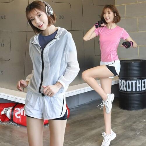 Yoga Suit Womens Summer Korean Version Of Quick-Drying Short-Sleeved Tops Outdoor Fitness Suits For Running Sports Three-Piece