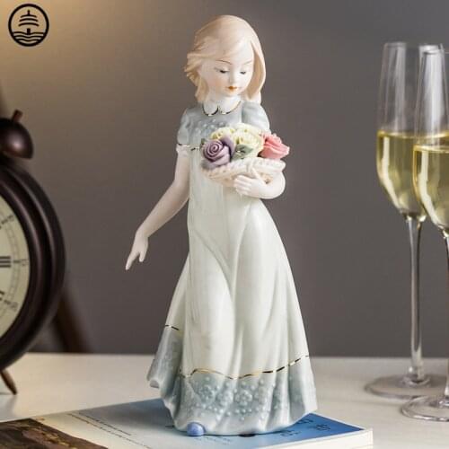 Western Woman Art Sculpture Decor Abstract Lady Character Statue Ceramic Craft European Home Decoration Accessorie Wedding Gift