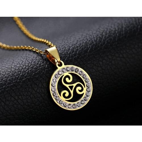 Women Men Teen Wolf Pendant Necklace Stainless Steel Shell Triskele Triskelion Allison Argent Choker Cosplay Necklaces