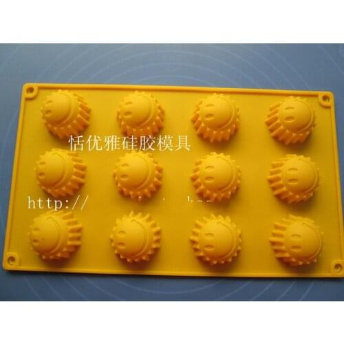 1 PCS 12 hole Smiley beer bottle cap silicone mould cake mold