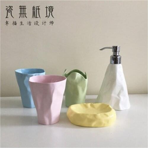 Origami Abstract Art Ceramic Bathroom Five-piece Set Fine Bone China Wash Toiletry Kit Cup+Lotion Bottle+Brush Holder+Soap Dish
