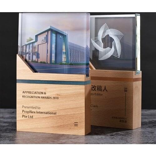 Free Customized DIY Rectangle Crystal Trophy With Wooden Stand Graduation Souvenir Sales Game Sports Events Awards