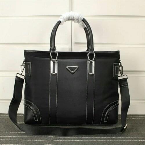 2021 new mens large-capacity handbag fashion shoulder bag