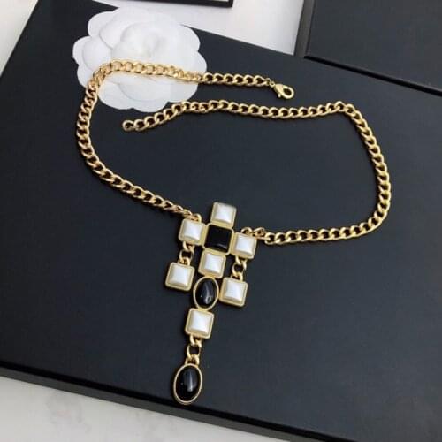 Famous Brand Vintage Fashion Jewelry For women Europe Copper Sweater Chain Black White Pearls Necklace C Stamp Gifts For Girls