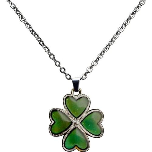 Lovers Necklaces & pendants Four Leaf Clover crystal Perfume box necklace Can put the pets ashes into it wholesale