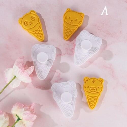 3Pcs/Set Ice Cream Molds Animal Plastic Biscuit Mold Diy Kitchen Cake Decorating Tools Cookie Cutter Stamp Fondant Embosser Die
