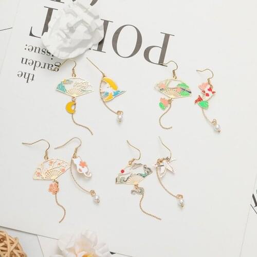 Original Palace Restoring Ancient Ways Fan Earrings Special Temperament Earrings Asymmetric Rabbit Cute Cat Ear Pierced Earrings