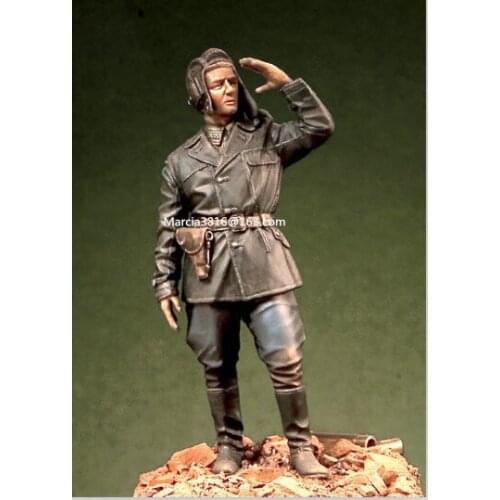 1:35 scale WW2 Soviet armored force at WWII miniatures Resin Model Kit figure Free Shipping