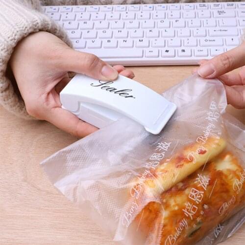 1PCS Portable Small Household Mini Sealing Machine Snack Plastic Bag Sealing Machine Travel Hand Pressure Heat Sealing Machine