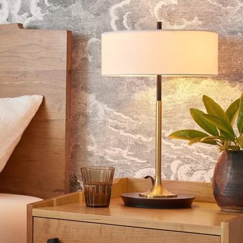 Bedroom bedside table lamp wedding room simple modern light luxury warm romantic American living room household lamp