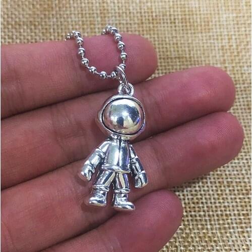 3D Space Astronaut Robot Necklace Creative Trinket Punk Jewelry Link Chain Pendants&Necklaces for Women Men Children Gift