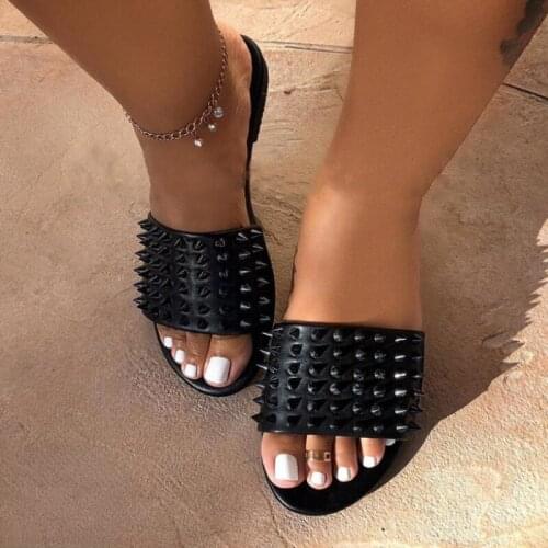 Flat Sandals New Casual Rivet Sandals Large Size Slippers Womens Shoes Nail Shoes