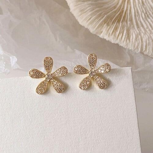 Modern Womens Earrings 2020 Delicate Flower Blue Crystal Earrings For Women Jewelry Accessories Lady/Girl Party Gift