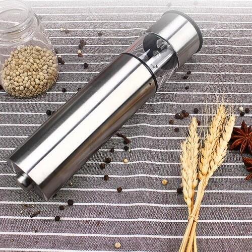 High Quality Salt Pepper Grinders Battery Operated Elegant Sleek Grinder Kit For Cooking In The Kitchen And Grilling BBQ Outside