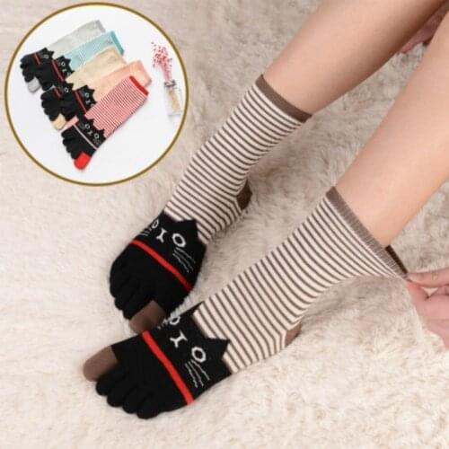 Ladies Autumn and Winter Horizontal Striped Cat Cotton Five Finger Socks In The Tube To Keep Warm Cotton Toe Socks