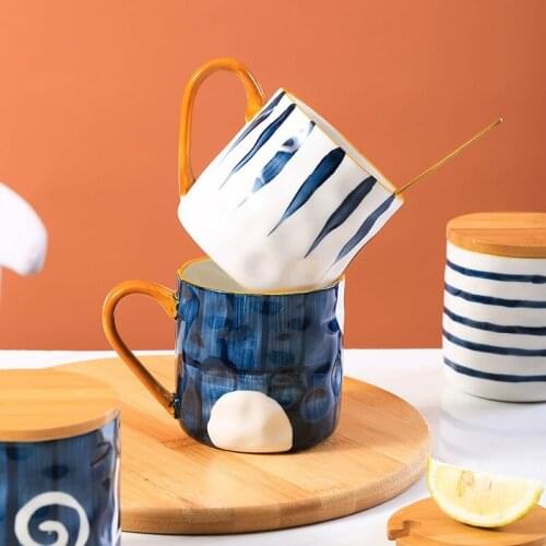 Hand-painted Creative Mug with Lid Spoon Ins Breakfast Cute Milk Female Household Ceramic Mug Cute Coffee Mugs and Cups