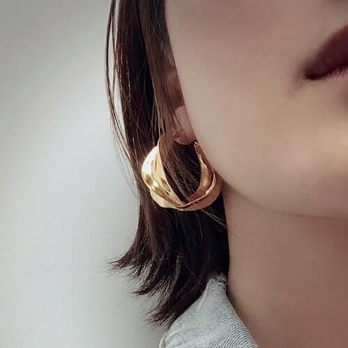 SRCOI Gold Color Twisted Hoop Earrings Minimalist Geometric Statment Big Round Circle Earrings For Women India Huggie Jewelry