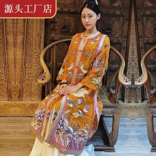 Autumn and winter 2020 new embroidery auspicious cloud dragon pattern silk vest national style large size Chinese cardigan tea