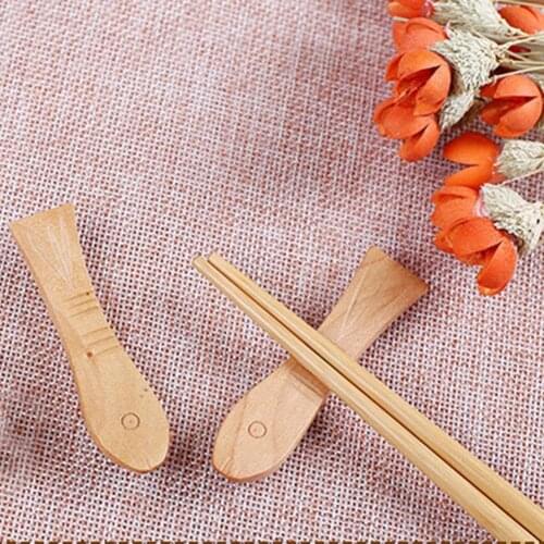 Wooden Chopsticks Western Cartoon Chopsticks Asymmetrical Chopsticks Holder For Restaurant Chopsticks Holder