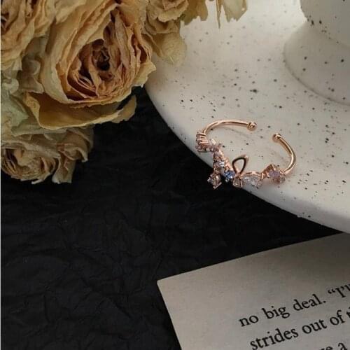 New Korean version of Korean style geometric version of rose gold flower fairy ring with rhinestones
