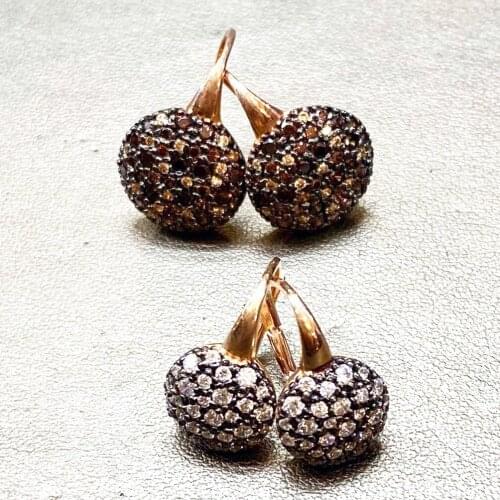 Naad Women's Gold Earrings
