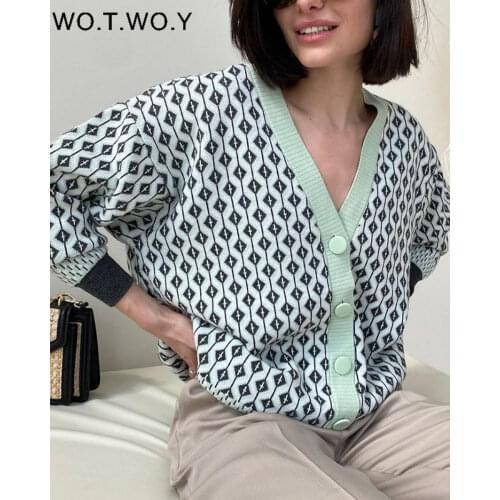WOTWOY Autumn Winter Jacquard Knitted Cardigans Women Single Breasted V-neck Vintage Sweaters Female Plaid Cropped Cardigan 2021