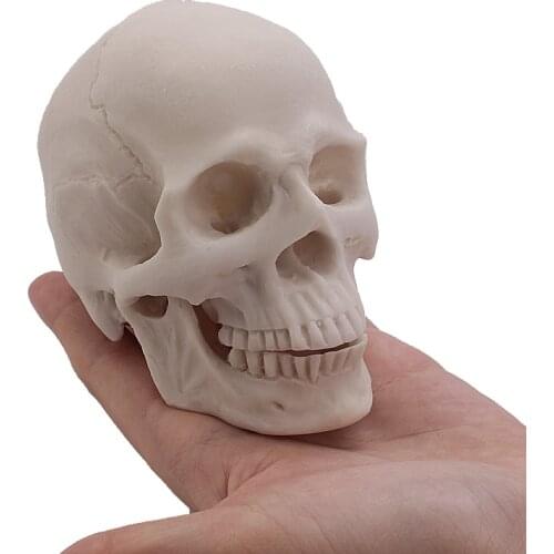 [MGT] Halloween Decoration 1:2 ResinSmall Skull Model DIY Handmade Graffiti Model Creative Sculpture Motorcycle Decoration Craft