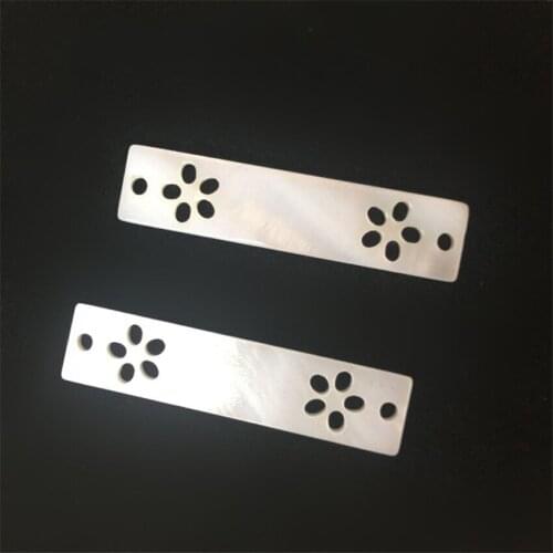 100pcs Natural white shell 7*30mm Rectangular shape with hollow flower nice shell