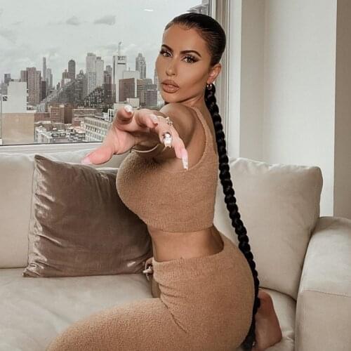 New Womens Pajamas Plush Lace-up Warm Bathrobe Autumn And Winter Fashion Plush Bathrobe Long-sleeved Robe Coat With Belt