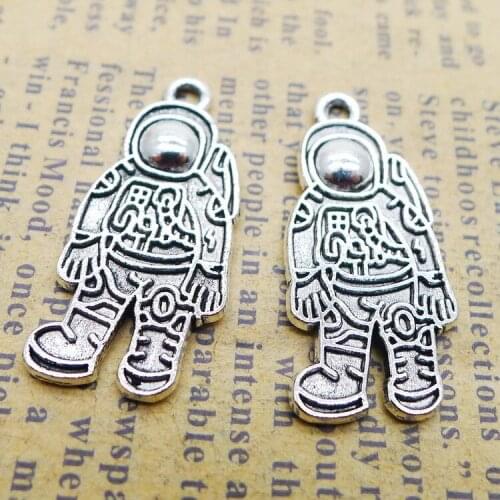 10pcs/Lot 13x27mm Antique Silver Color Astronaut Charms Pendant For Jewelry Making DIY Jewelry Findings