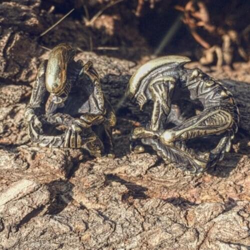 1PC Personality Original Alien Retro Brass Paracord Beads Knife Beads Rope Cord EDC Beads Lanyard Pendants Outdoor Accessories