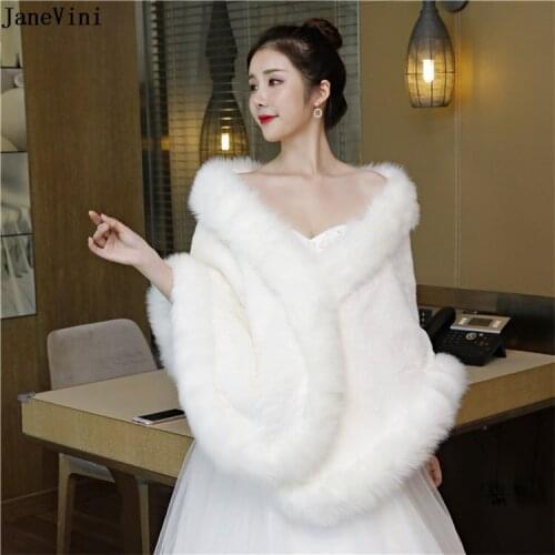 JaneVini White Faux Fur Wedding Capes 2019 New Arrival Formal Bridal Shawls Women Party Boleros Warm Wraps Wedding Accessories