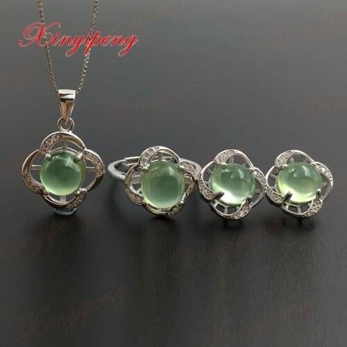925 sterling silver with natural grape stone set 100% of women