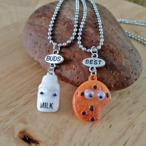 Fashion Childrens Gifts Hamburger Hot Dogs Activity Eyes Best Friends Pendant Necklace Trendy Clavicle Chain Lovers Necklaces