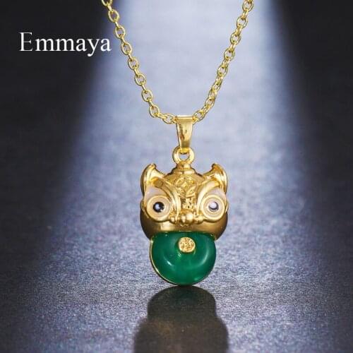 Emmaya New Fashion Vivid Eye Appearance Green Glass Necklace For Women&Girls Modern Decoration In Party Delicate Pendant