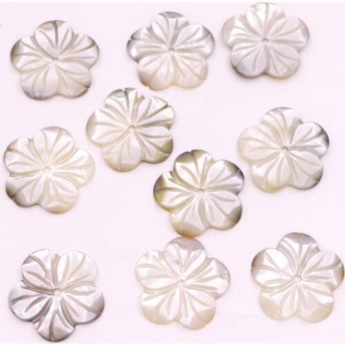 10 PCS 19mm Flower Shell Natural White Gray Mother of Pearl Charms Pendants