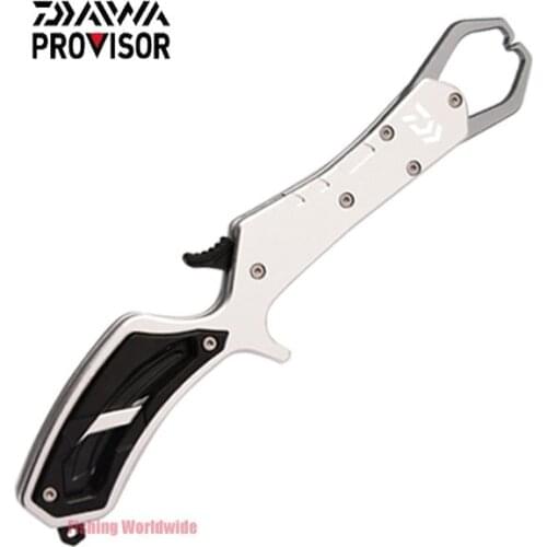 2021 Daiwa Fishing Lip Gripper Professional Fish Holder Steel Aluminium Alloy DAIWA Fishing Tools Gun Style Fish Controller