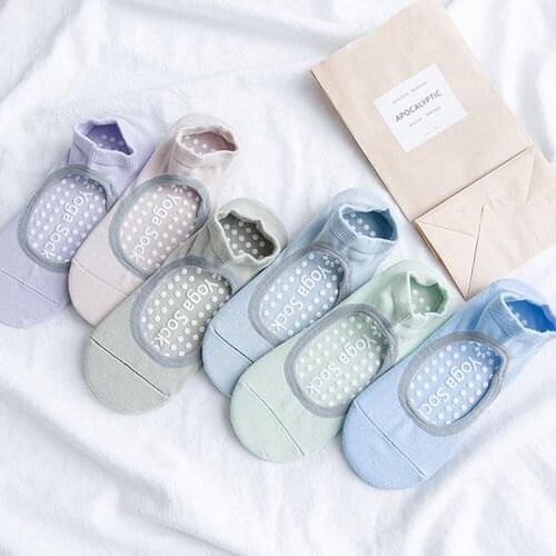 Comfortable Round Head Yoga Socks Non Slip Halter Yoga Dance Female Dot Rubber Socks Gym Indoor Floor Sports Socks