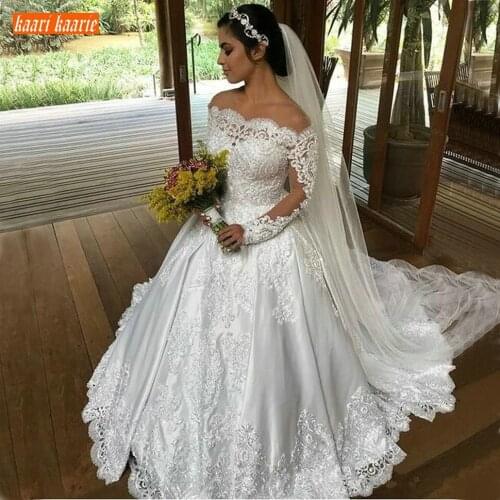 Sumptuous Ball Gown Wedding Dresses Off Shoulder Satin Lace Applique Bridal Dress Long Sleeves Sweep Train Custom Wedding Gowns