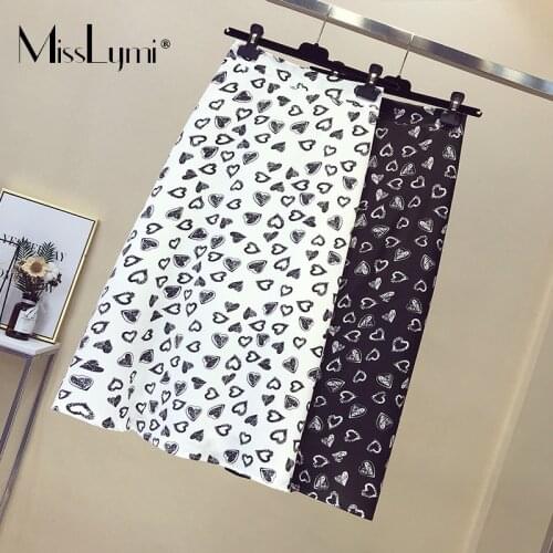 L-4XL Plus Size Women Cute Heart Print A-line Midi Skirt Summer 2021 Loose Sweet Elastic High Waist Chiffon Pleated Skirt White