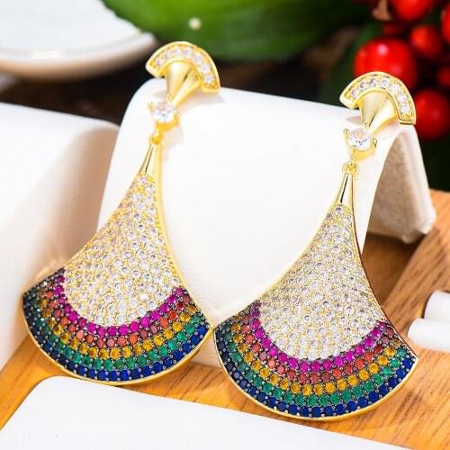 SORAMOORE Romantic Bridal Wedding Luxury Pendant Drop Earrings Zircon CZ Dubai Bridal Earring Bohemian Hot New High Quality 2021