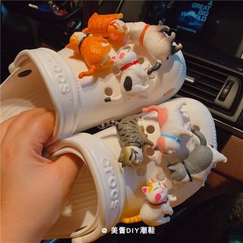 Novelty Animals Charms Cute Cat Shoe Accessories Buckle Garden Shoes Decorations Fit Croc JIBZ Kids X-mas Clogs Girls Gifts